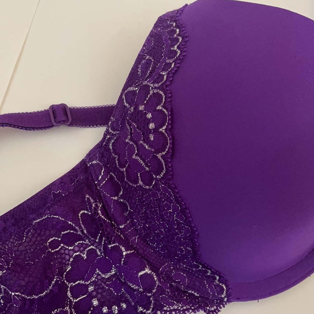 VS purple bra